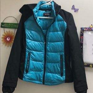 Halifax traders jacket M size with large hood.